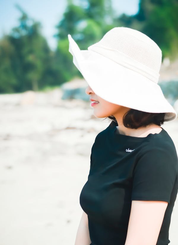 Les bobs : l'accessoire chic et pratique de l'été !